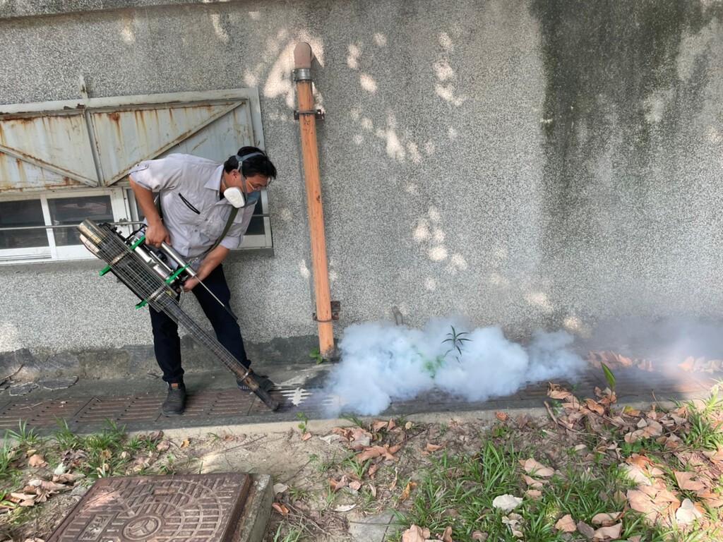 小黑蚊消毒相片