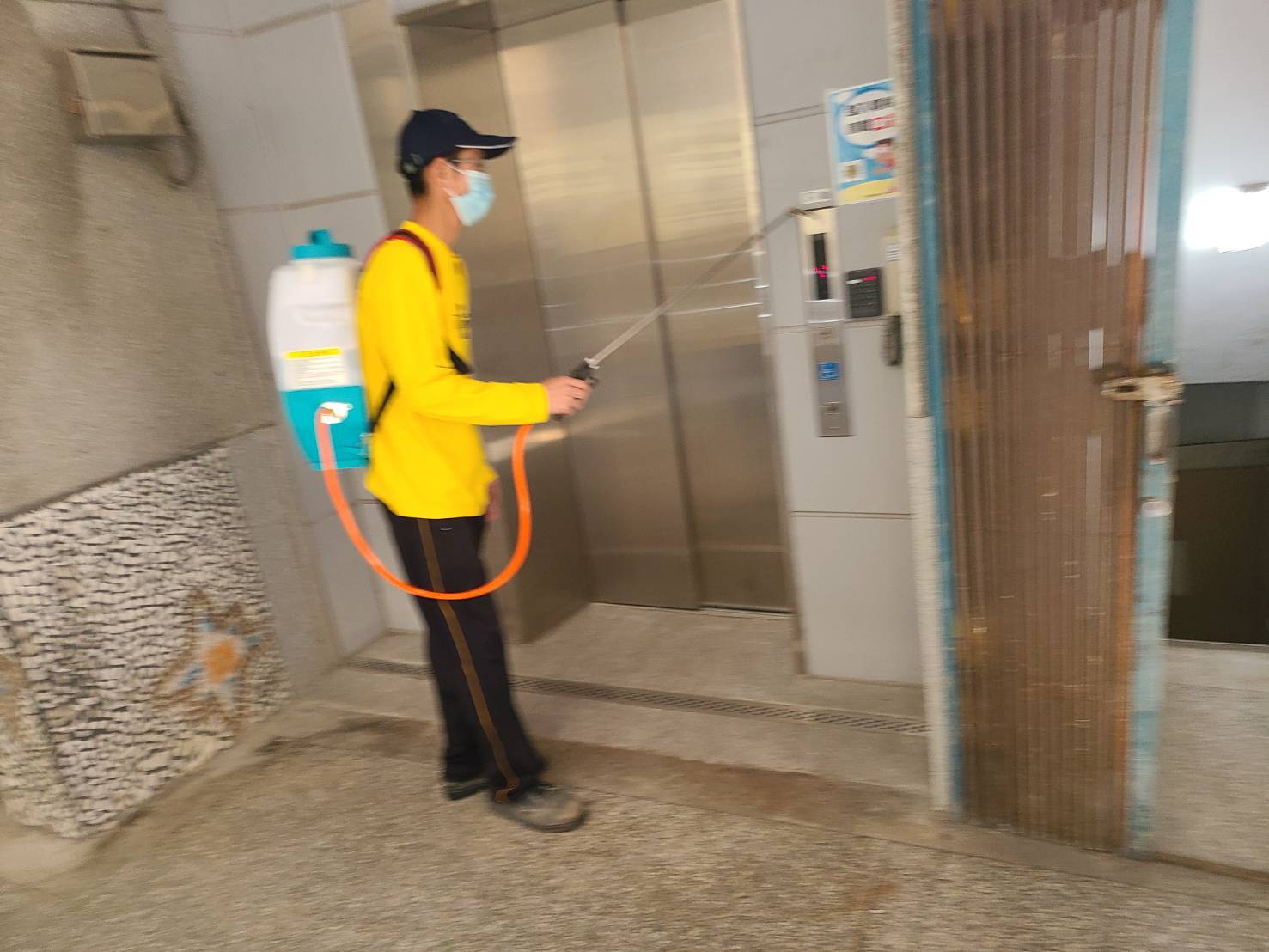 2.21校園開學消毒準備相片-4