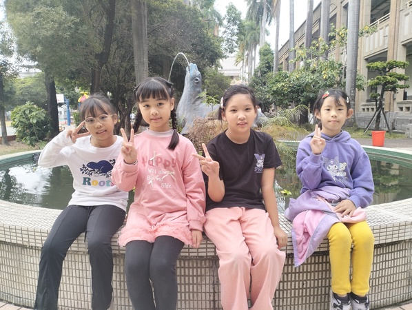 305 張桓榛、曾宣穎、鄭伊波、邱之畇圖片