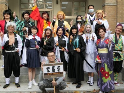 2020-12-05 運動會～家長會代表進場圖片(另開新視窗)