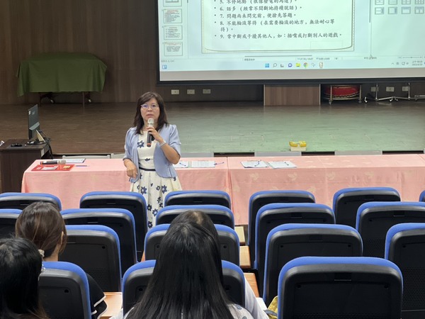 邀請洪金瓶老師分享特教二部曲