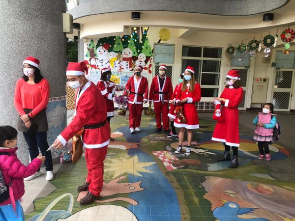 2020-12-23 耶誕節活動圖片(另開新視窗)